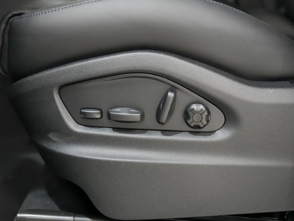 New 2026 Porsche Cayenne GTS AWD/4WD image 24