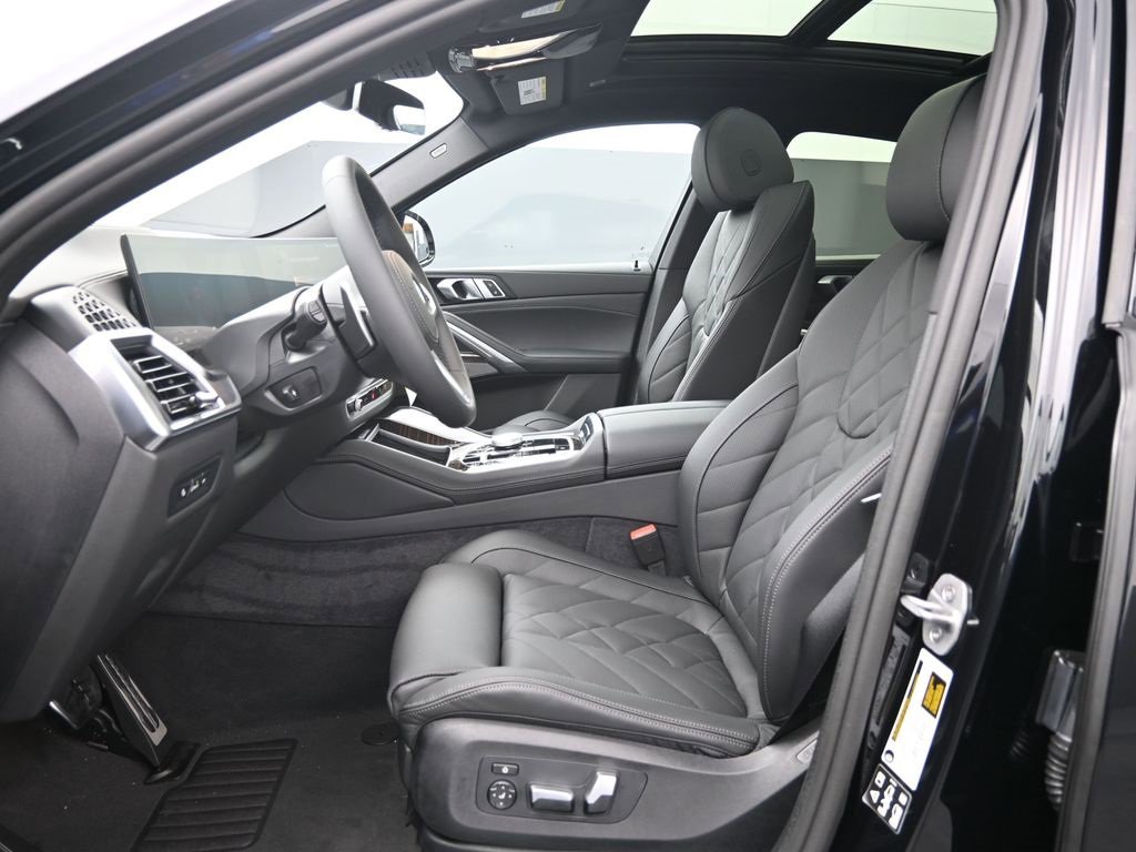 New 2026 BMW X6 xDrive40i w/ Premium Package image 12