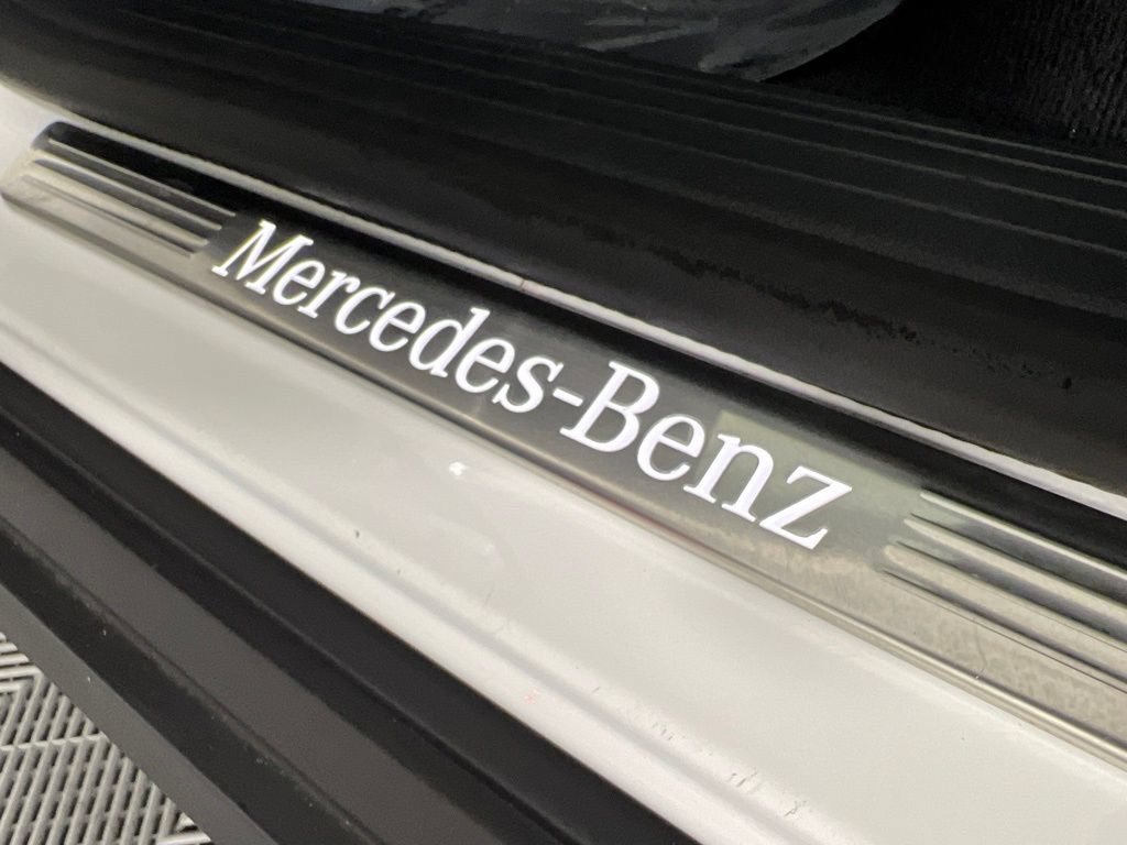Used 2024 Mercedes-Benz GLE 450e 4MATIC image 29
