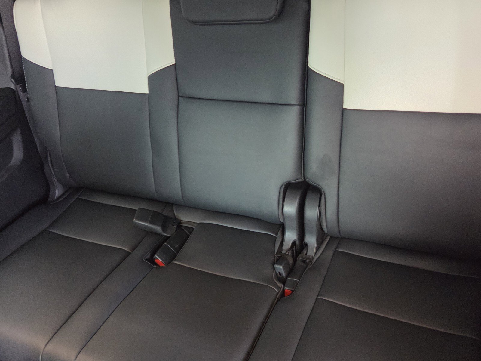 Certified 2025 Toyota Sequoia Capstone AWD/4WD image 6
