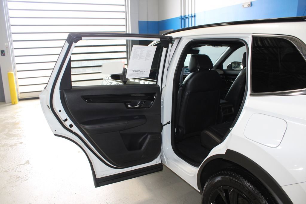 Used 2025 Honda CR-V Sport Touring image 16