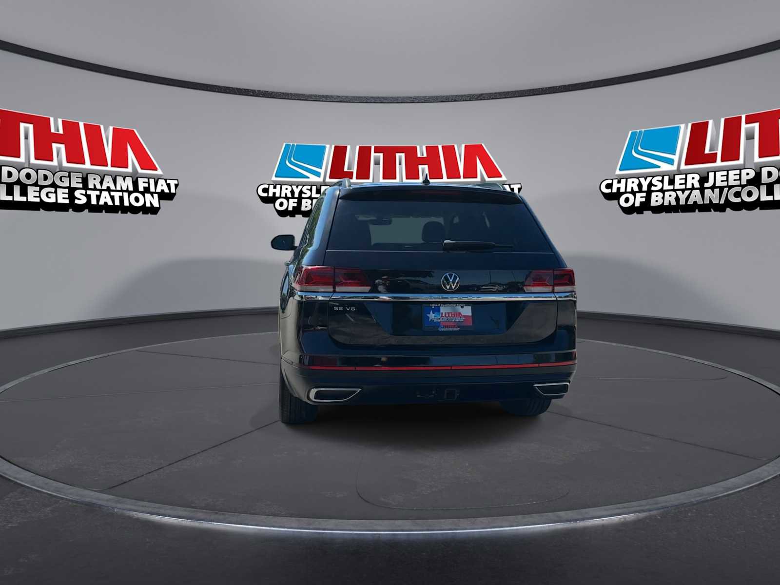 Used 2022 Volkswagen Atlas SE w/ Black Wheel Package FWD image 7