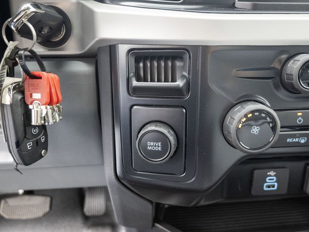 New 2026 Ford F450 XL w/ XL Chrome Package image 17