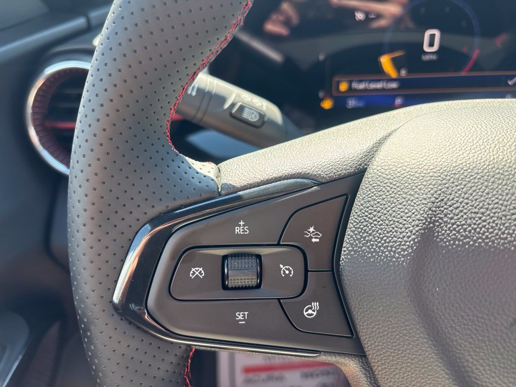 New 2026 Chevrolet Trax RS w/ Sunroof Package FWD image 15