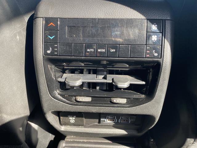 Used 2022 Jeep Grand Cherokee L Limited AWD/4WD image 38