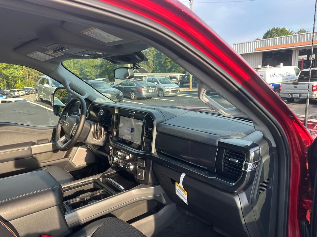 New 2026 Ford F250 Lariat w/ Lariat Premium Package image 12