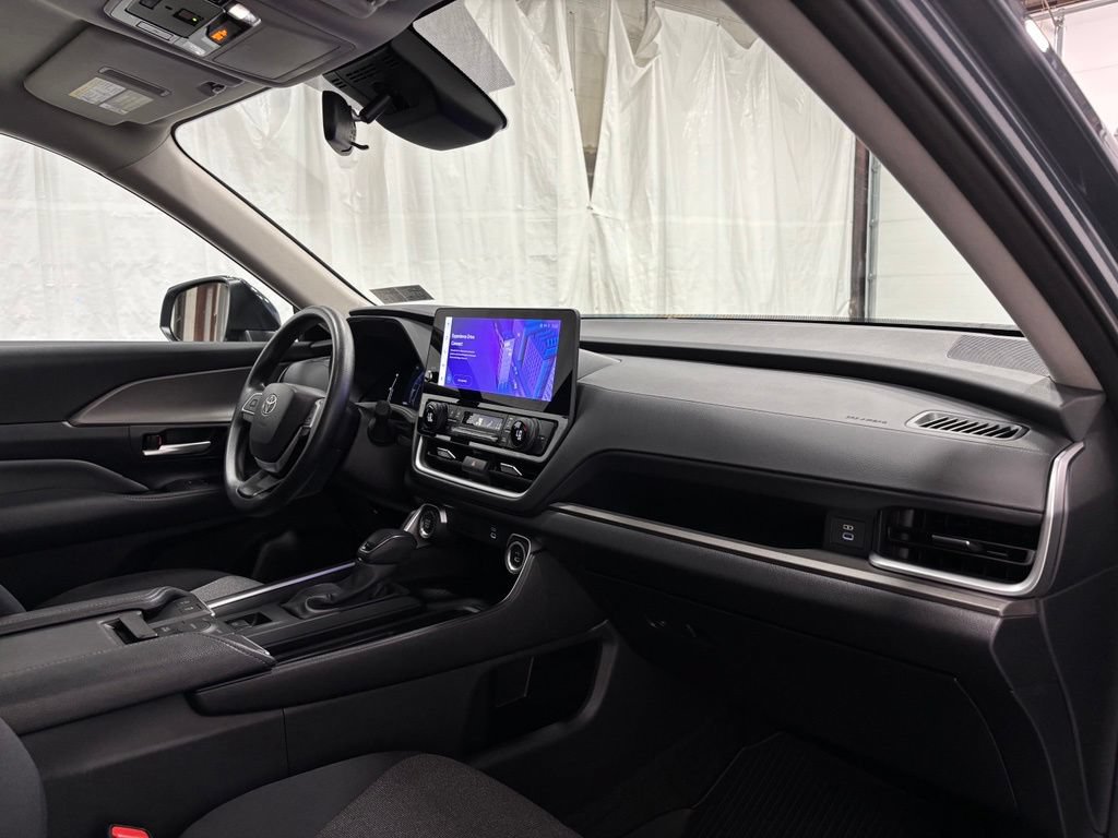 Used 2026 Toyota Grand Highlander AWD image 66