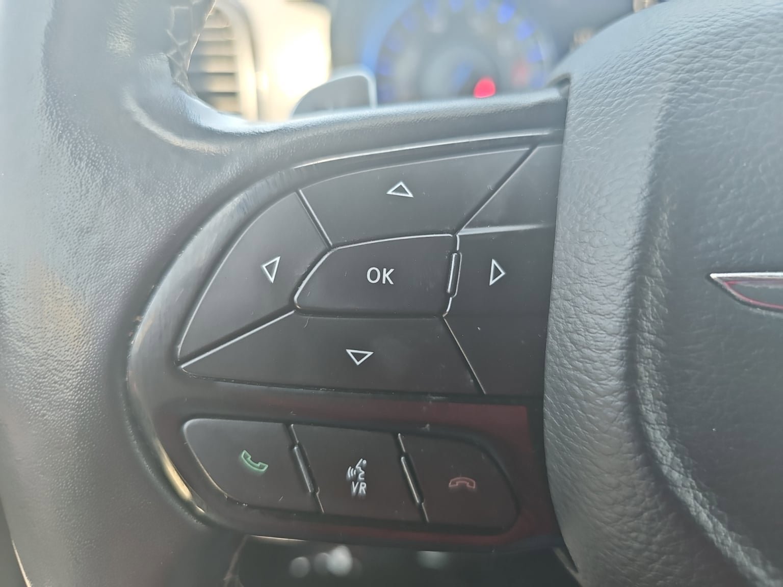 Used 2020 Chrysler 300 S RWD image 22