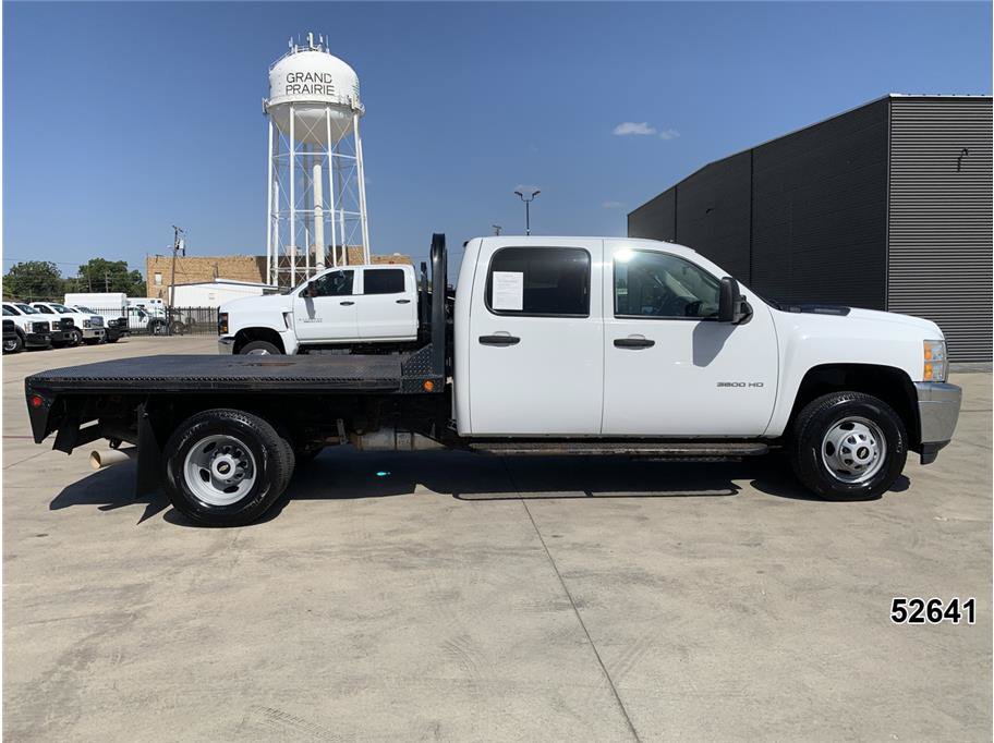 Used 2013 Chevrolet Silverado 3500 W/T w/ Skid Plate Package AWD/4WD image 5