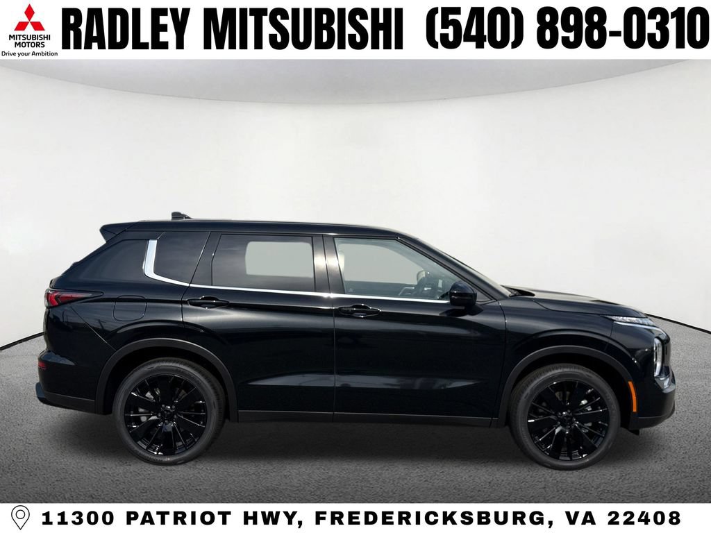 New 2026 Mitsubishi Outlander LE AWD/4WD image 19