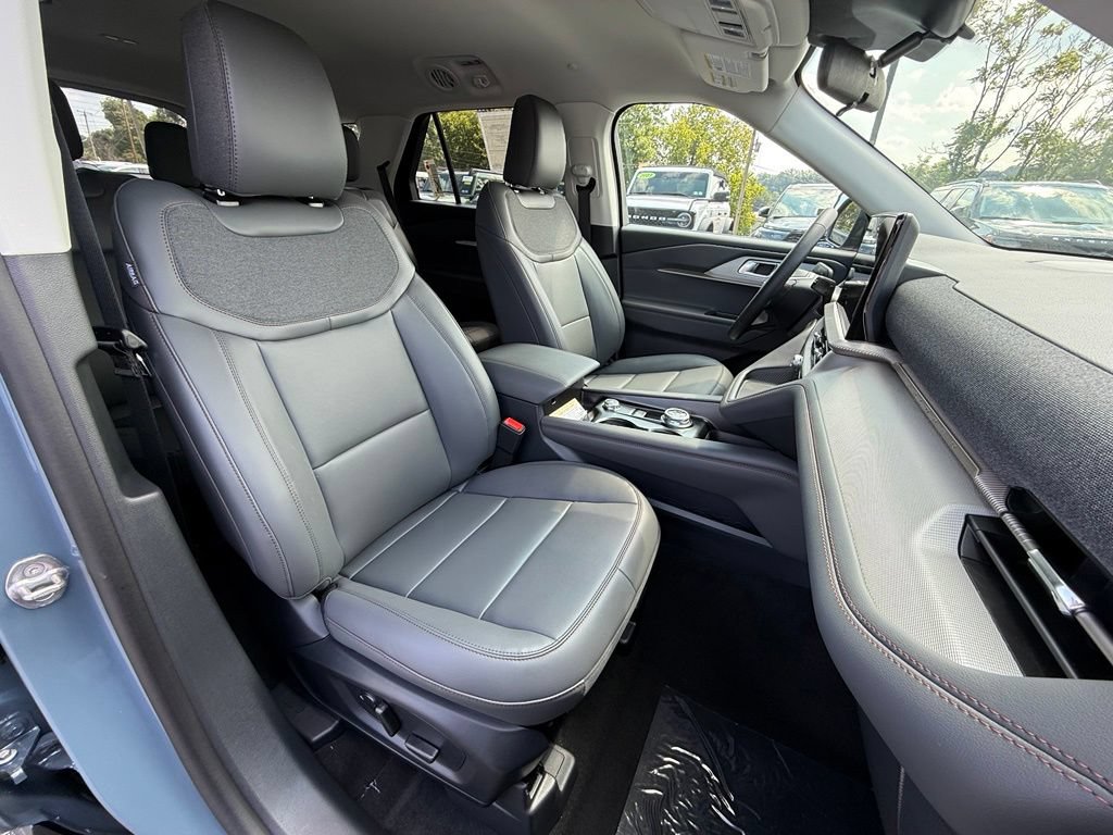 New 2026 Ford Explorer Active w/ Active Comfort Package AWD/4WD image 22