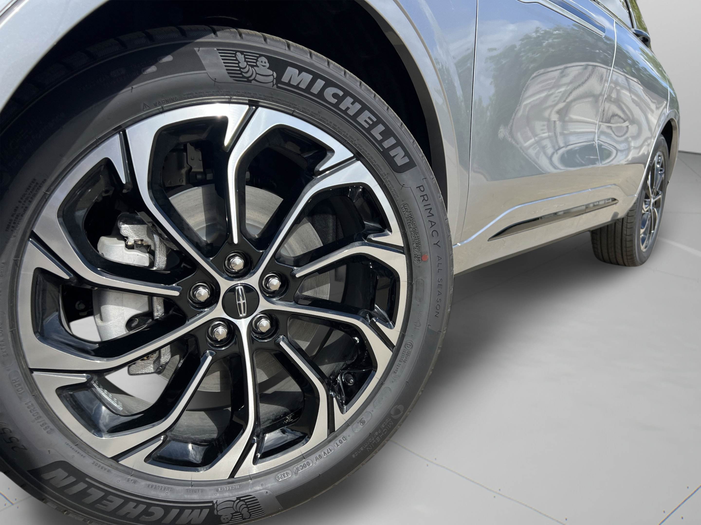 New 2026 Lincoln Nautilus Reserve AWD/4WD image 48