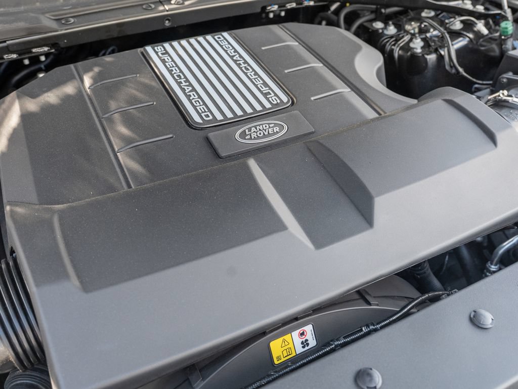 New 2026 Land Rover Defender 110 V8 AWD/4WD image 24