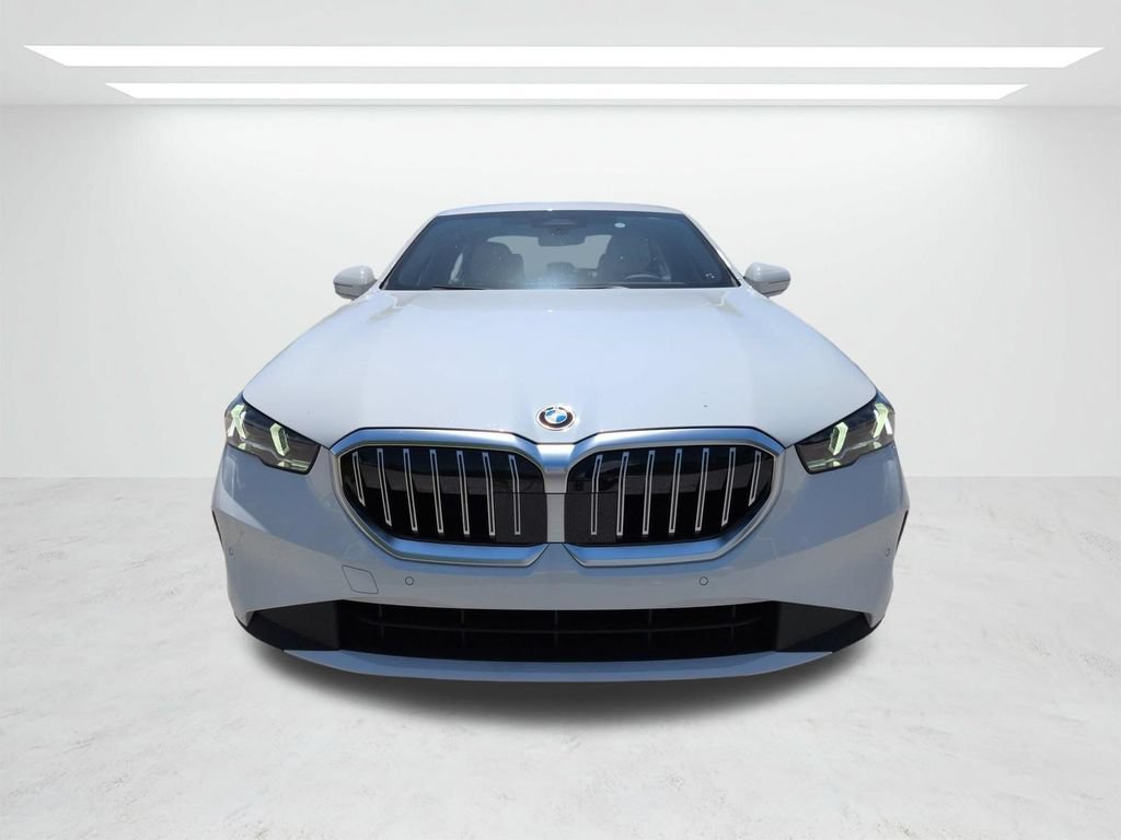 New 2027 BMW 530i w/ Premium Package RWD image 9