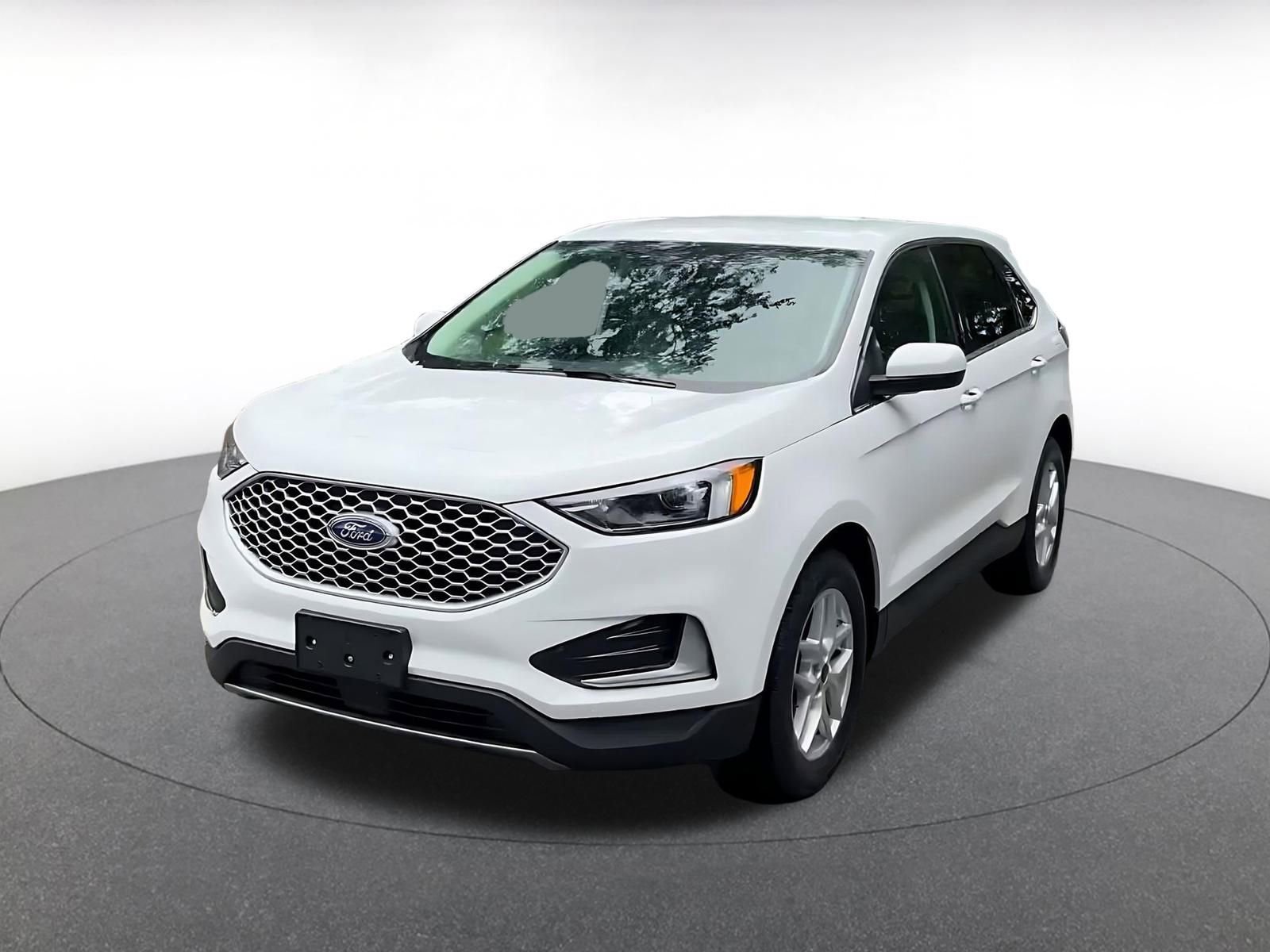 Used 2024 Ford Edge SEL image 7