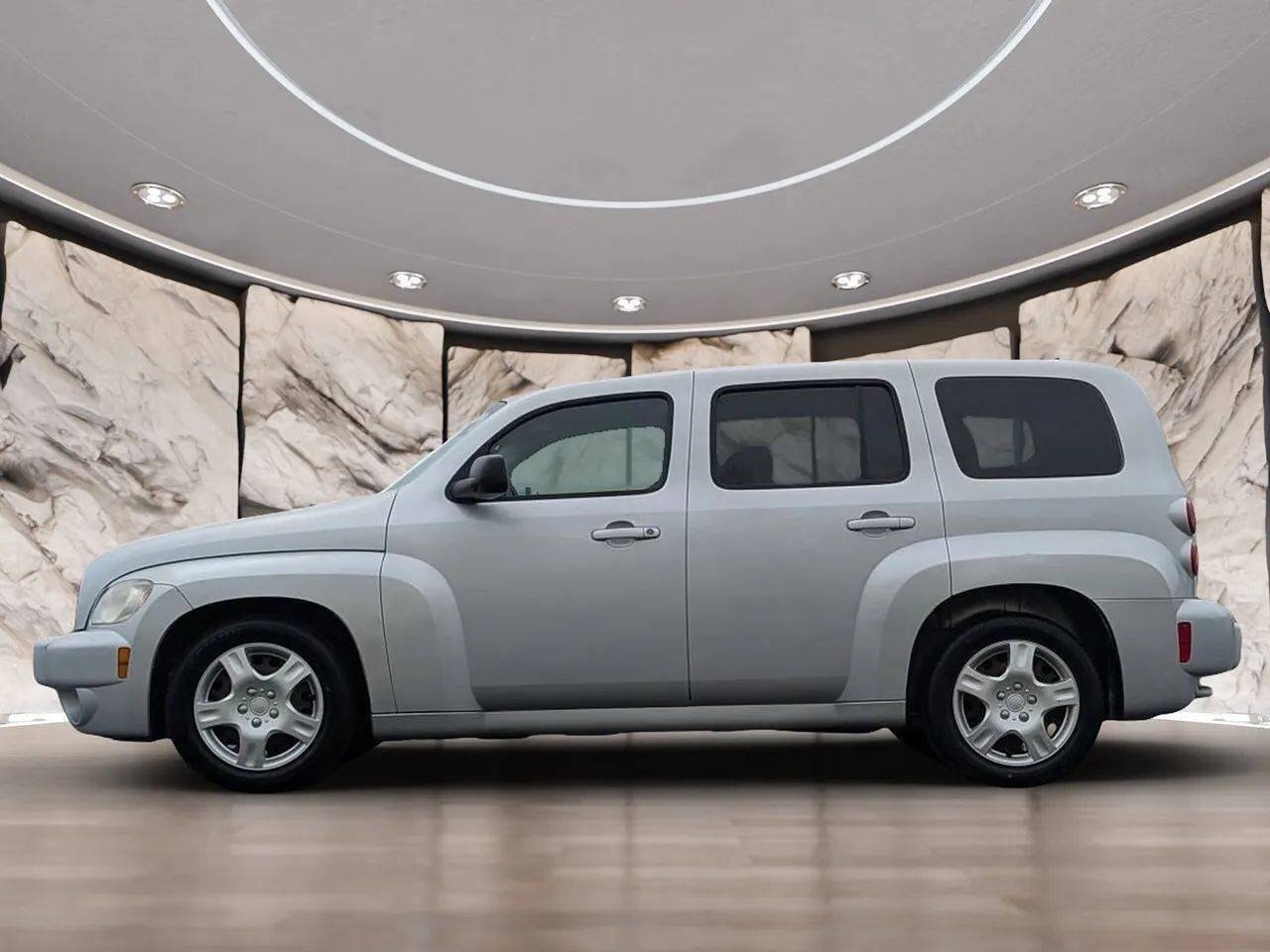 Used 2011 Chevrolet HHR LS FWD image 5