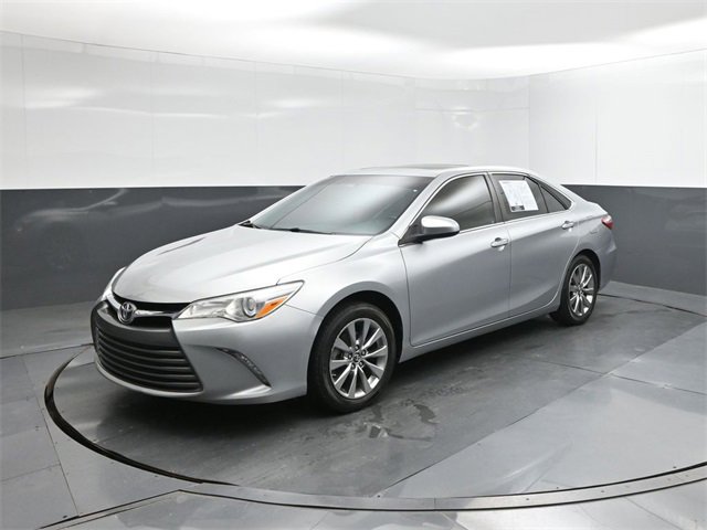 Used 2016 Toyota Camry XLE video 1