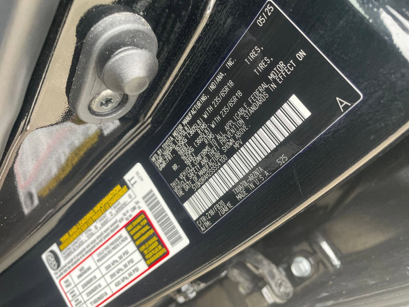 Used 2025 Toyota Highlander LE image 31