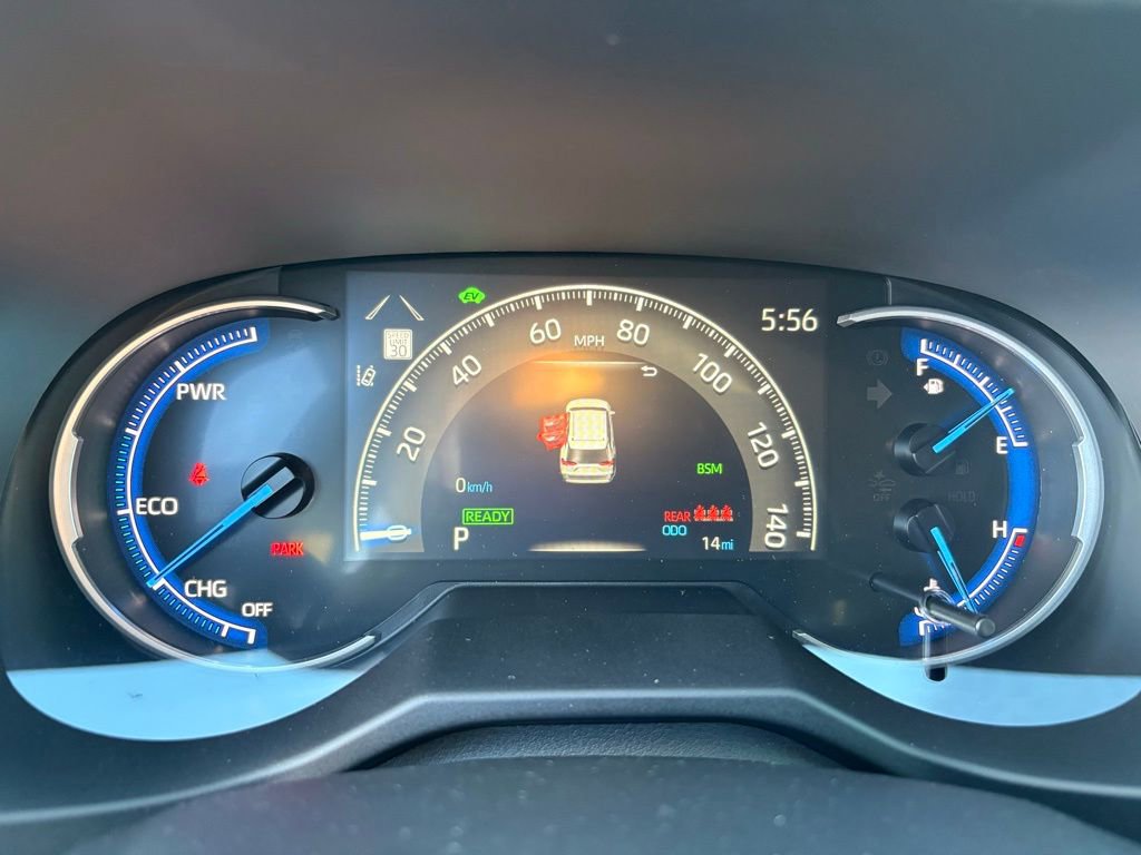 Used 2025 Toyota RAV4 XLE image 12