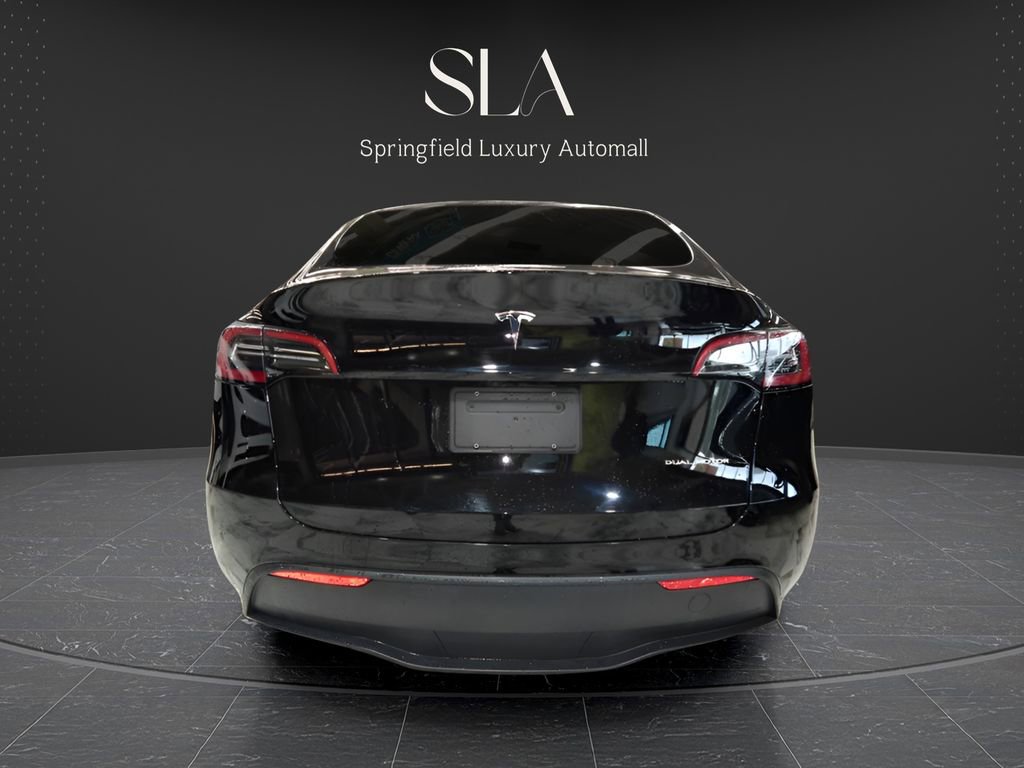 Used 2024 Tesla Model Y Long Range AWD/4WD image 7