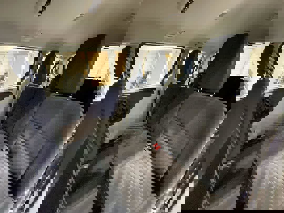 Used 2019 Dodge Grand Caravan SE image 23