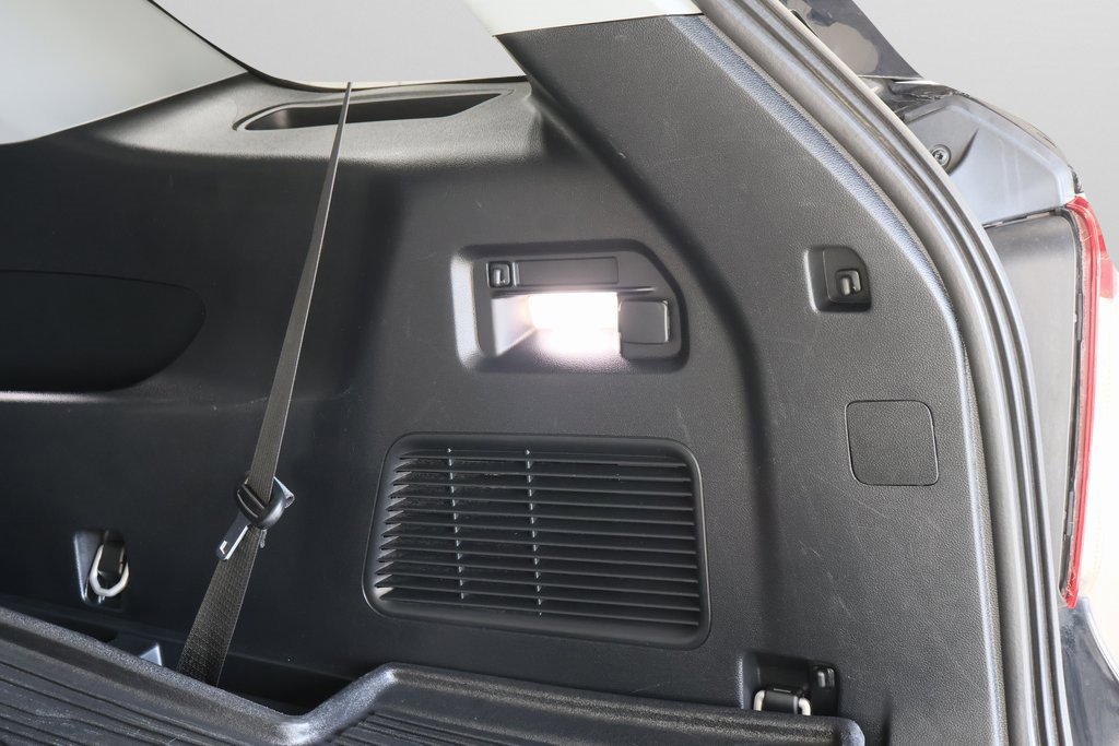 Used 2023 Ford Explorer XLT w/ Equipment Group 202A image 27