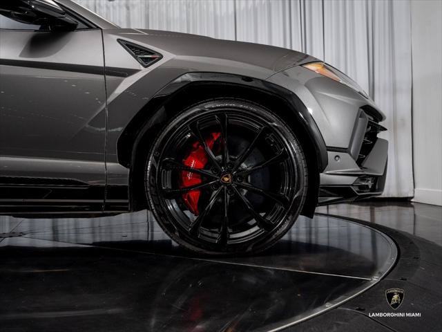 Used 2023 Lamborghini Urus S AWD/4WD image 17