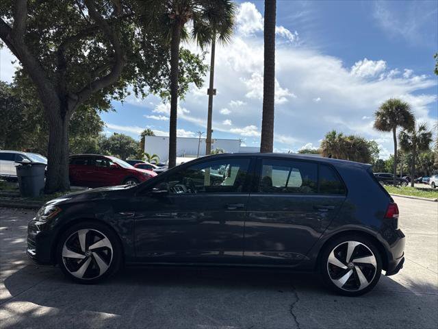 Used 2018 Volkswagen GTI SE w/ SE Leather Package FWD image 11