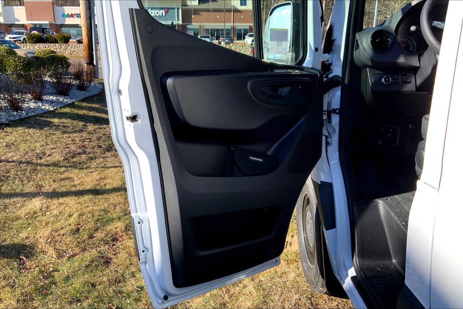 New 2025 Mercedes-Benz Sprinter 2500 image 12