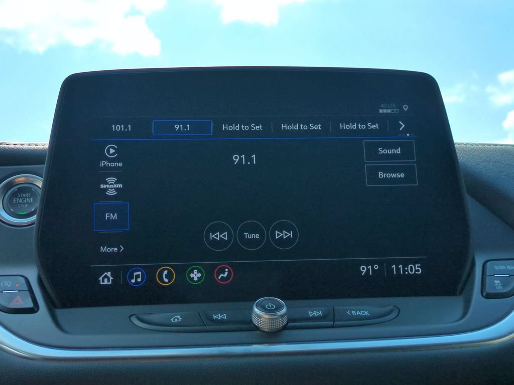 Used 2025 Chevrolet Blazer LT FWD image 19