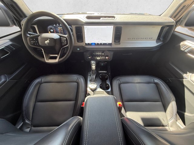 Used 2025 Ford Bronco Outer Banks AWD/4WD image 19