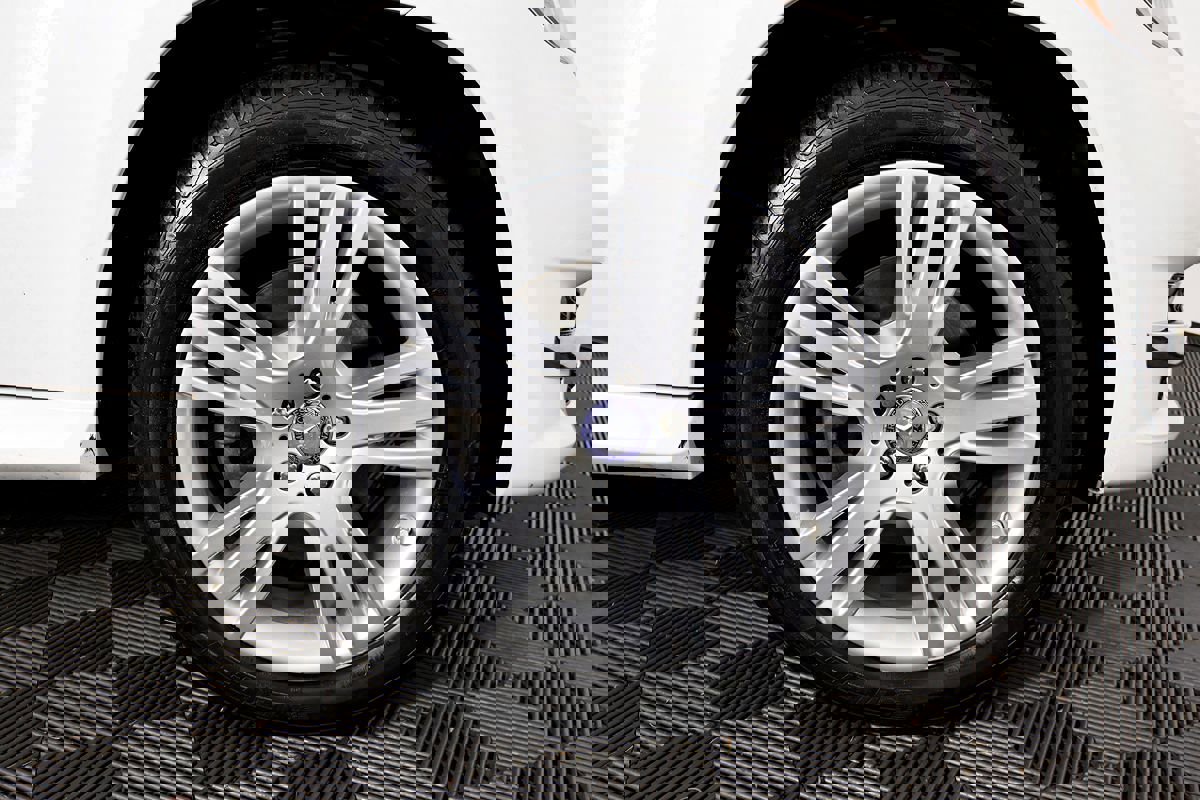 Used 2014 Mercedes-Benz GLK 250 BlueTEC 4MATIC image 49