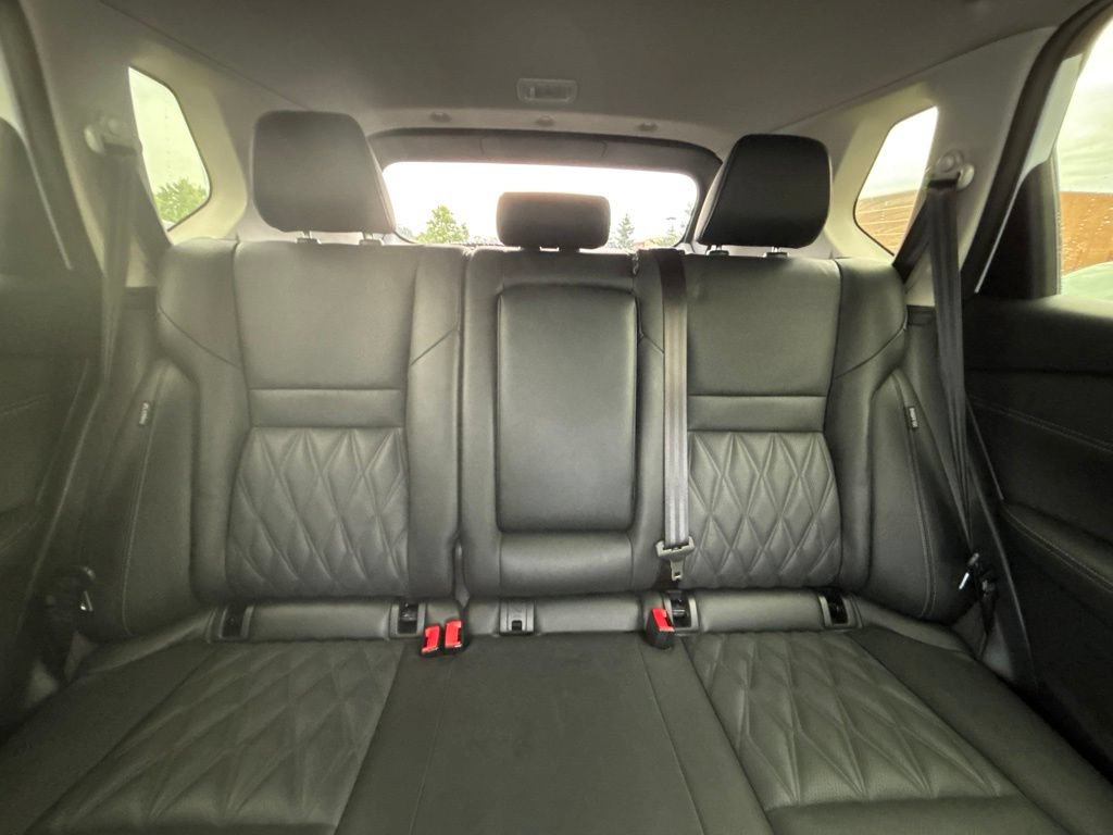 Certified 2024 Nissan Rogue Platinum AWD/4WD image 36