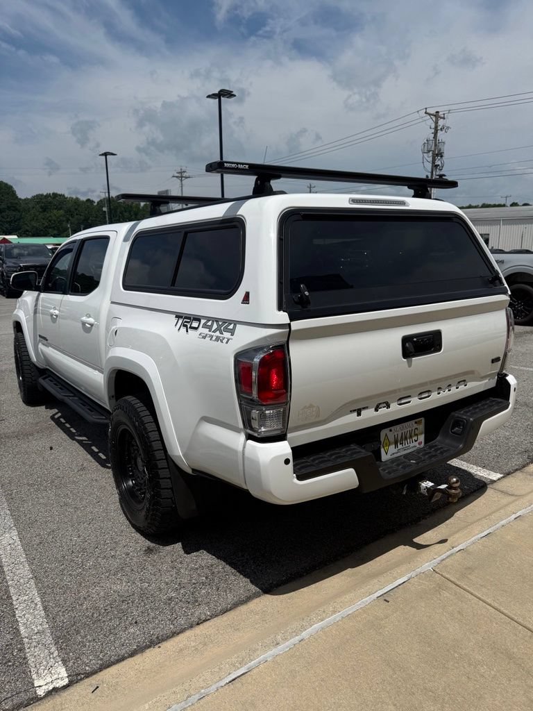 Used 2022 Toyota Tacoma TRD Sport w/ TRD Premium Sport Package AWD/4WD image 12