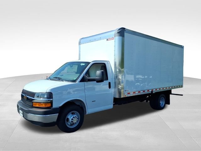 New 2026 Chevrolet Express 3500 w/ Power Convenience Package RWD image 4