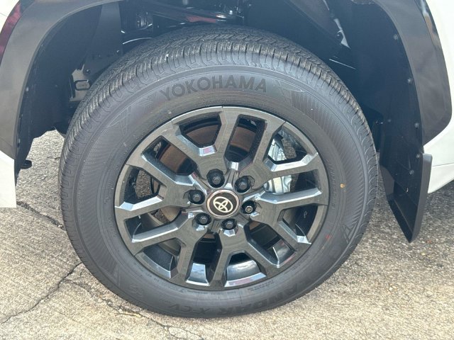 New 2026 Toyota Tundra Platinum AWD/4WD image 4