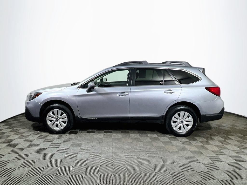 Used 2018 Subaru Outback 2.5i Premium AWD/4WD image 4