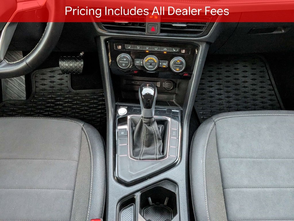 Used 2024 Volkswagen Taos SE FWD image 19