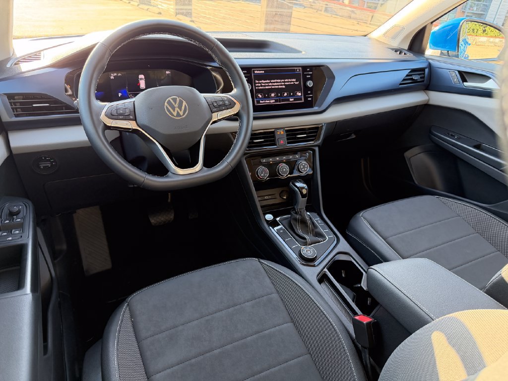 Certified 2023 Volkswagen Taos SE AWD/4WD image 14