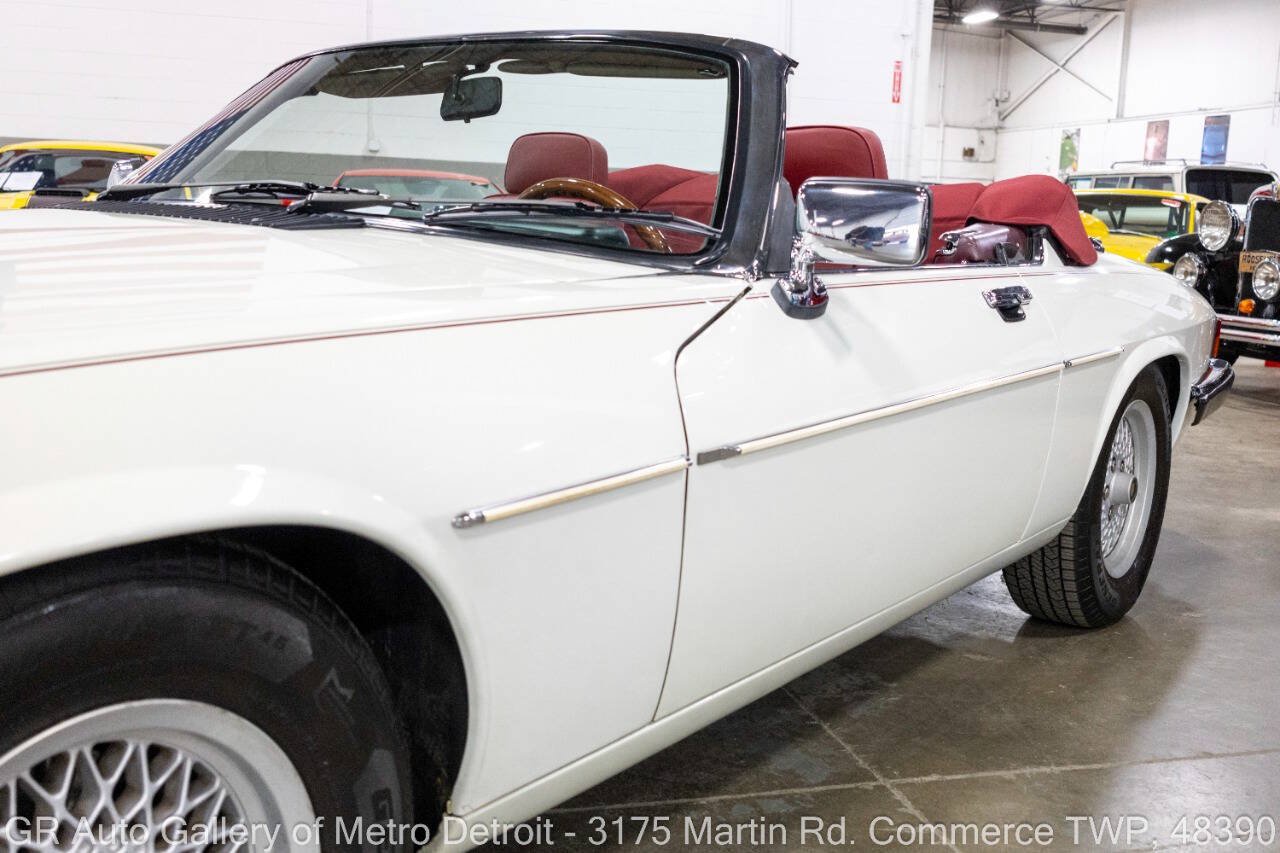 Used 1989 Jaguar XJS V12 Convertible RWD image 22