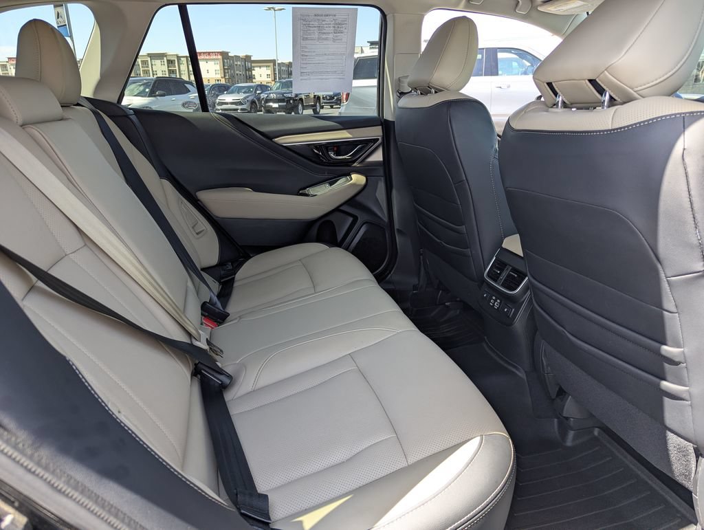 Used 2024 Subaru Outback Limited AWD/4WD image 34