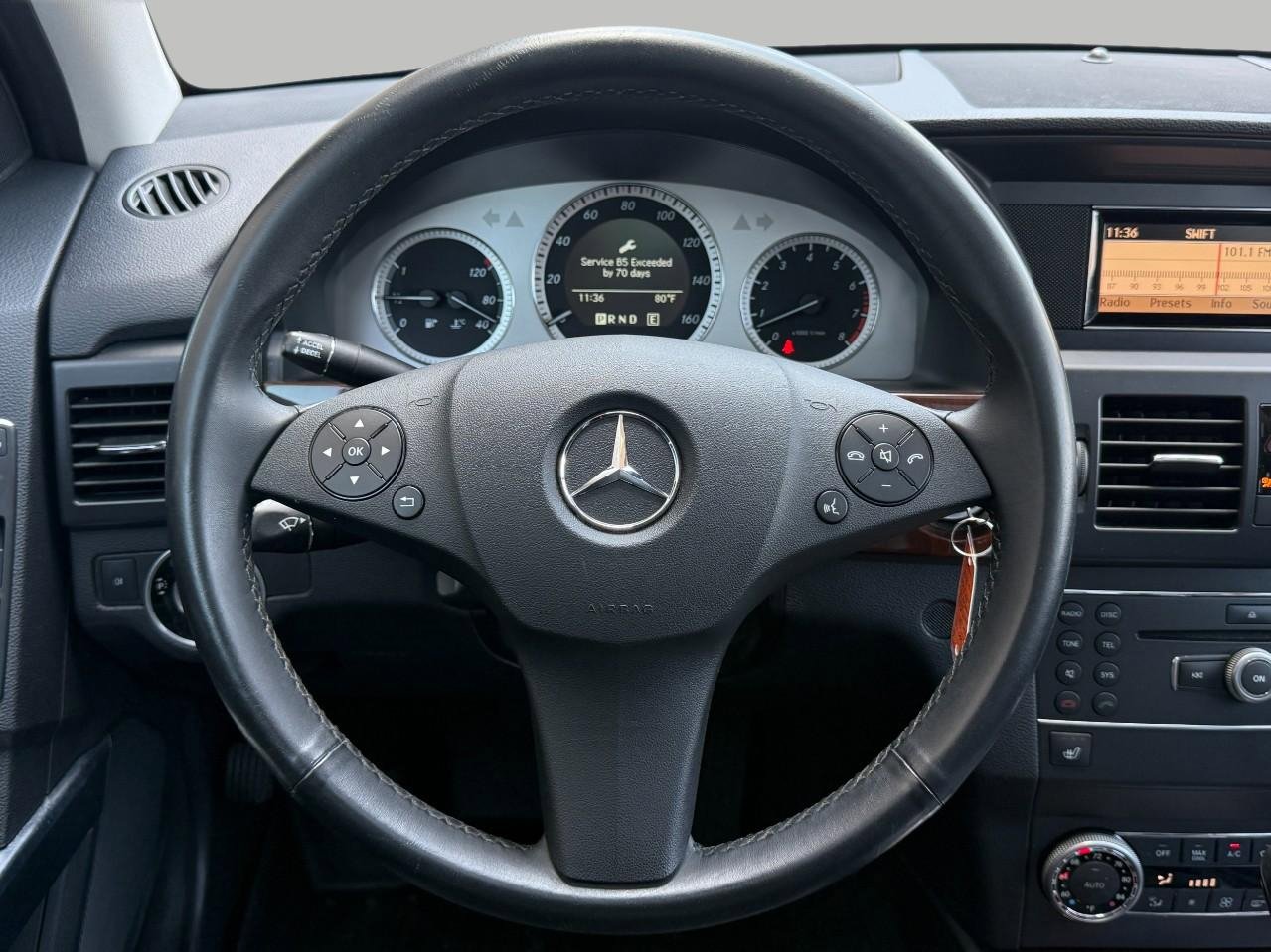 Used 2011 Mercedes-Benz GLK 350 4MATIC image 22