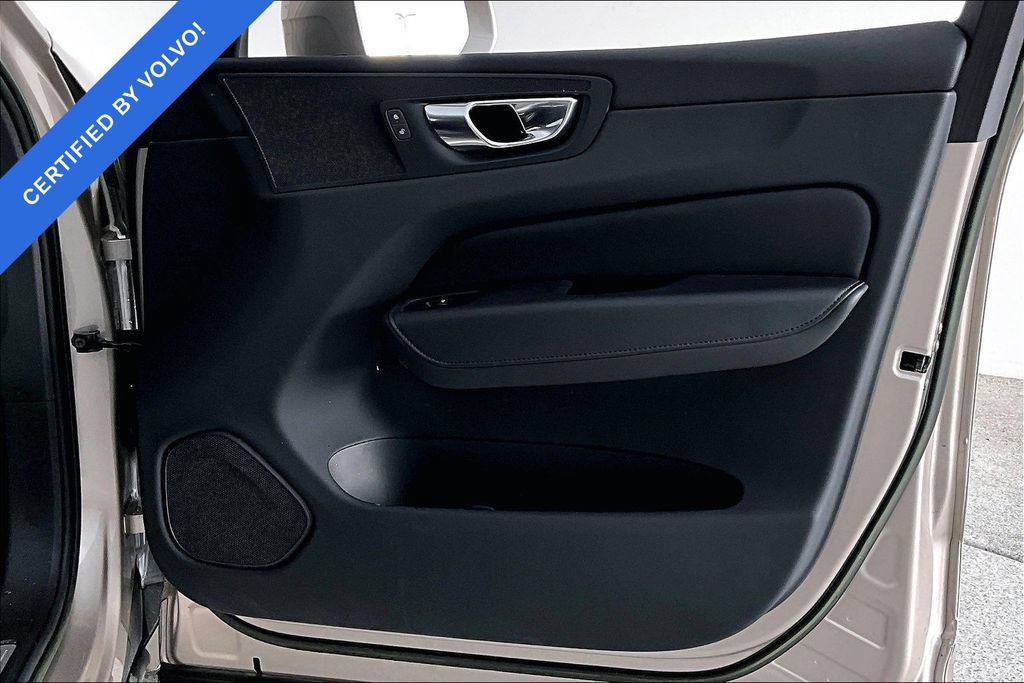 Certified 2023 Volvo XC60 B5 Plus w/ Protection Package Premier FWD image 23