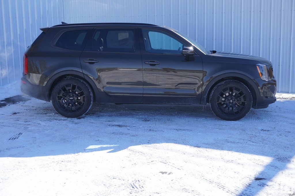 Used 2022 Kia Telluride EX w/ EX Premium Package image 2