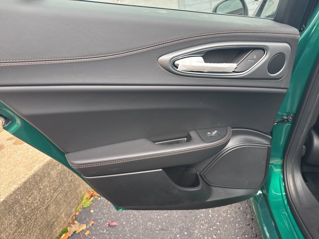 New 2025 Alfa Romeo Giulia AWD w/ Driving Assist Package image 18