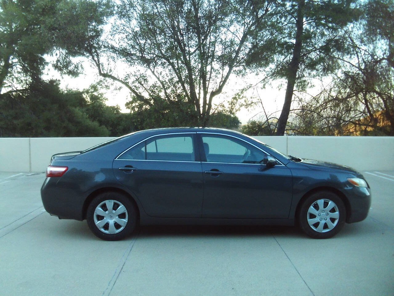 Used 2008 Toyota Camry LE FWD image 14