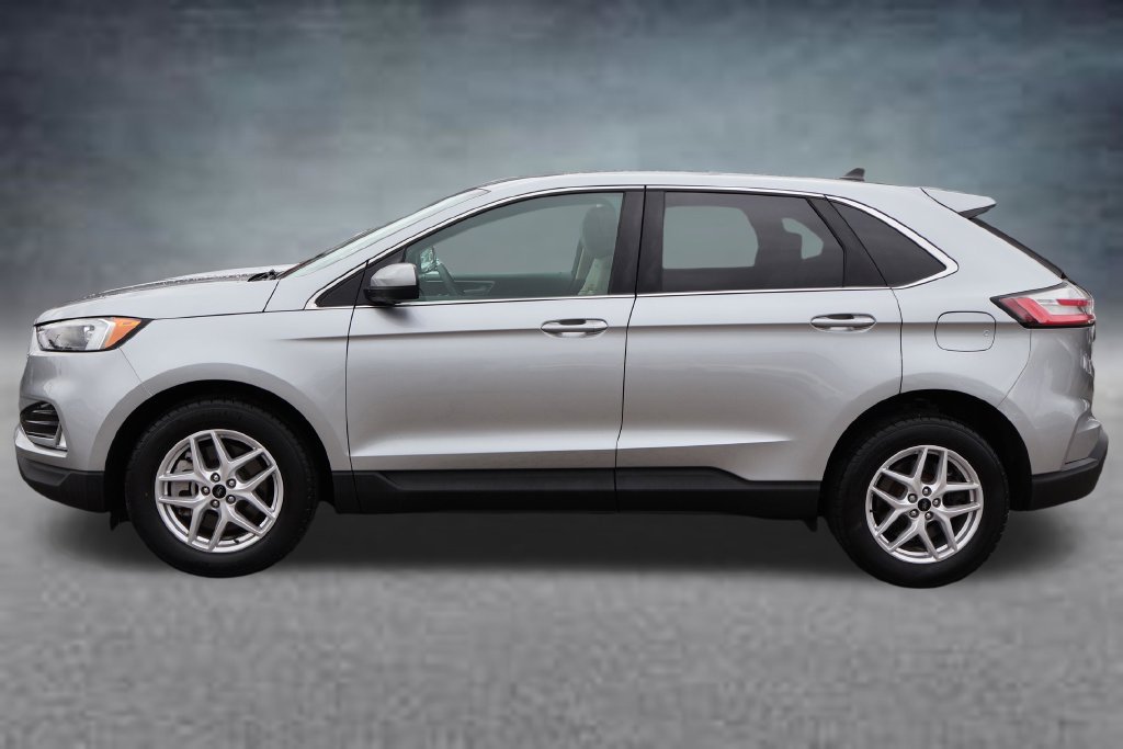 Used 2024 Ford Edge SEL w/ Convenience Package AWD/4WD image 4