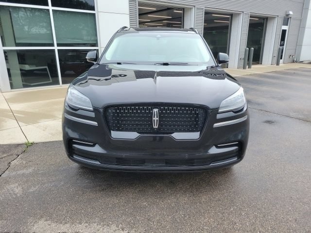 Certified 2023 Lincoln Aviator Reserve w/ Equipment Group 201A AWD/4WD image 13