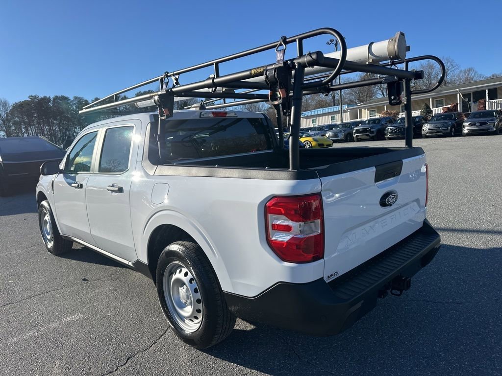 Used 2025 Ford Maverick XLT w/ Equipment Group 302A AWD/4WD image 3