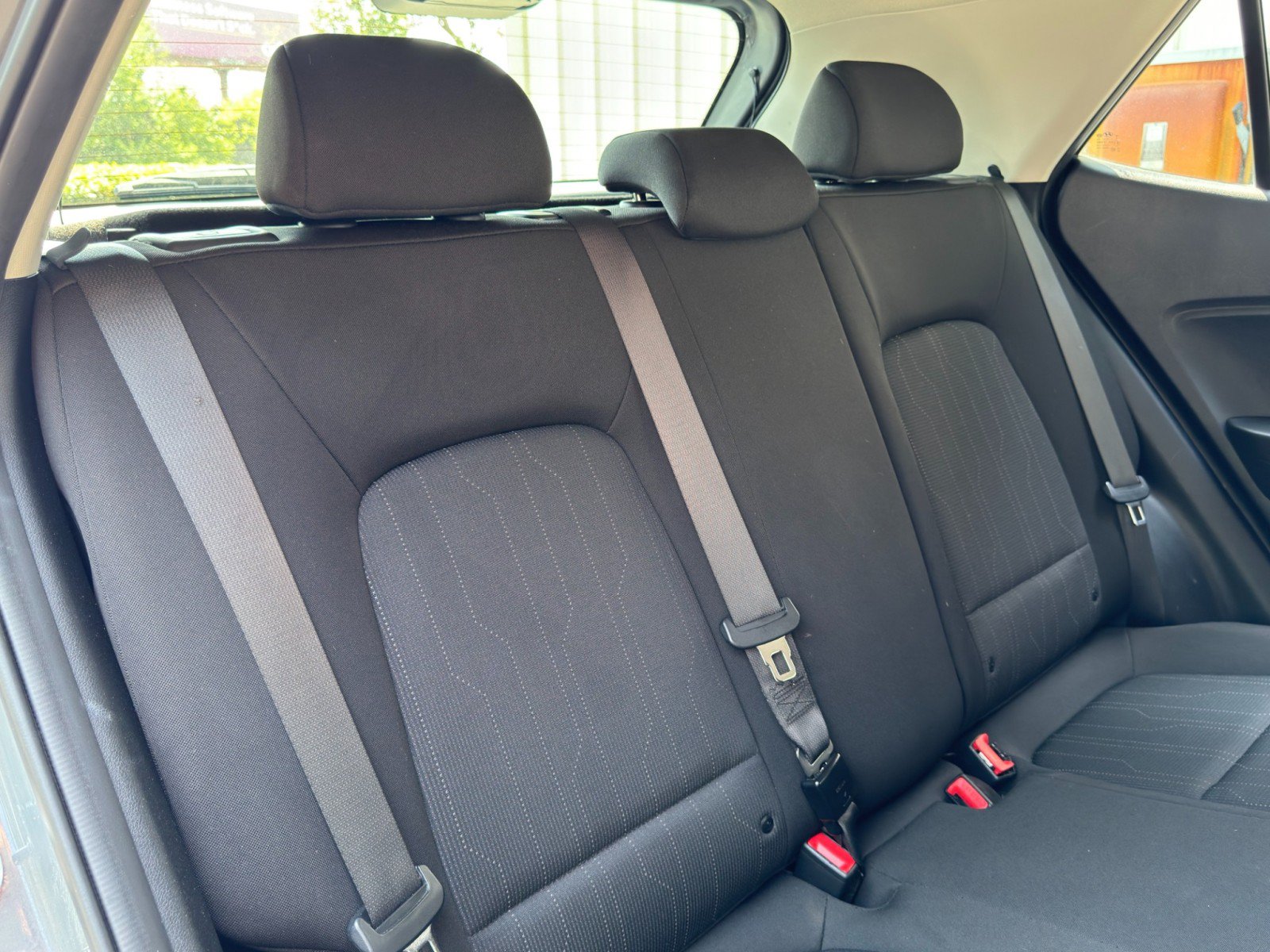 Used 2021 Hyundai Venue SE FWD image 30